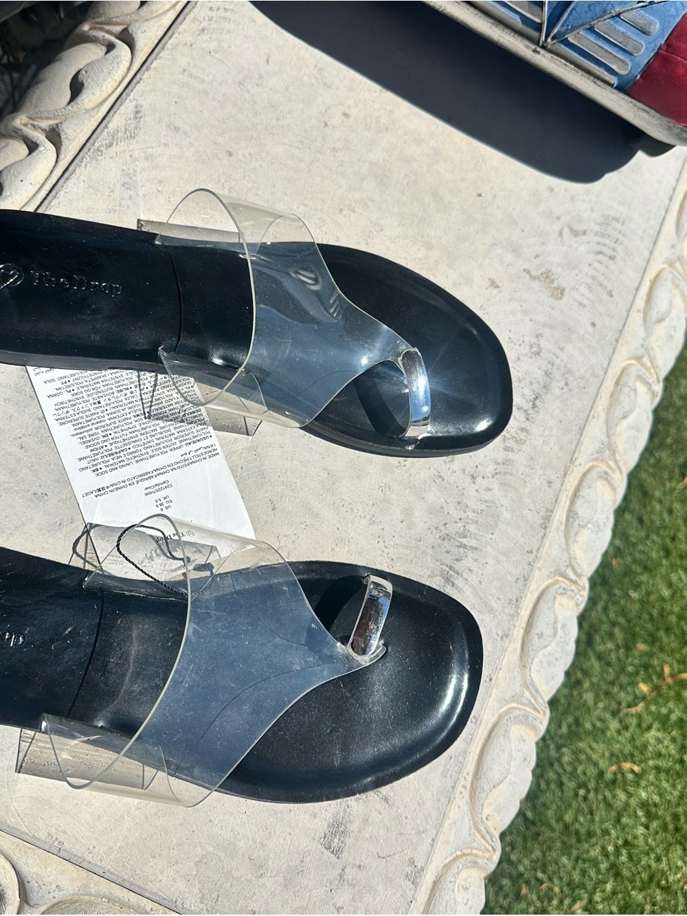 The Drop Clear Strap Black Sandals - Unbranded